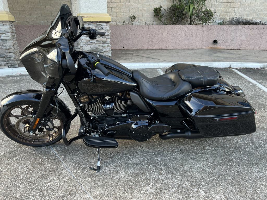 Street Glide® ST