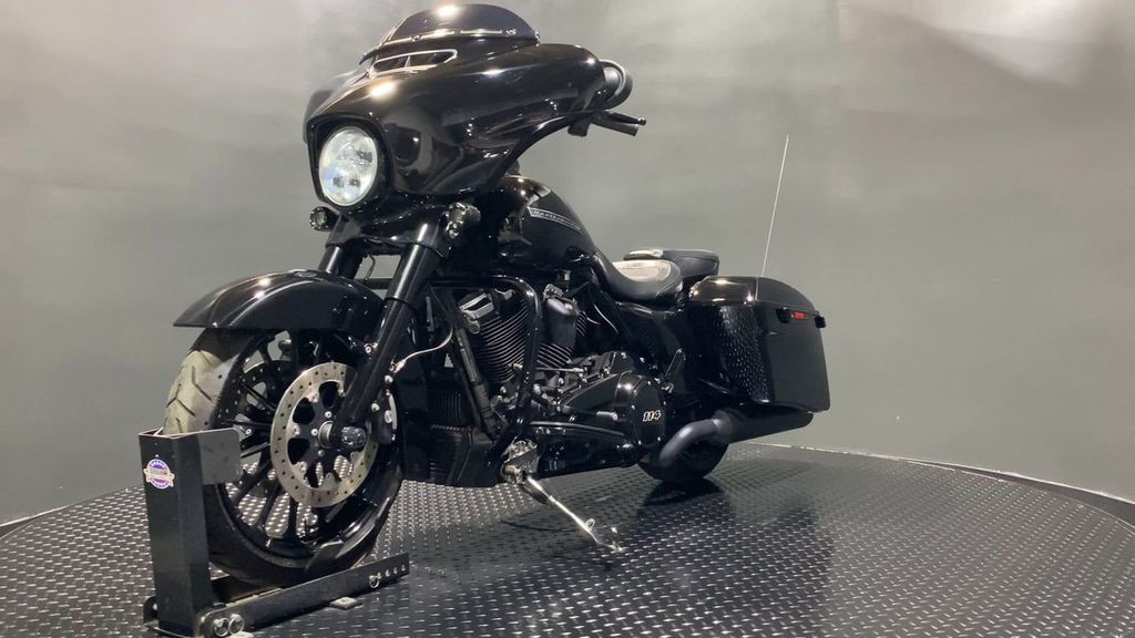 Street Glide® Special