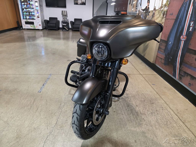 Street Glide® Special