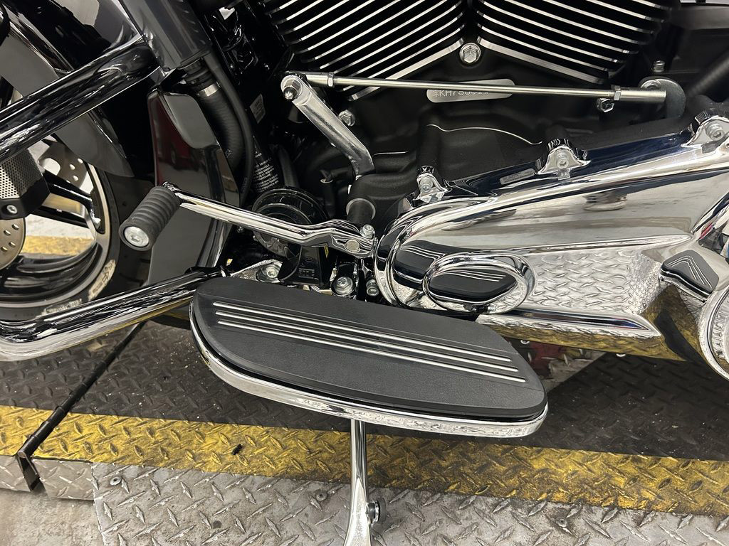 Road Glide®