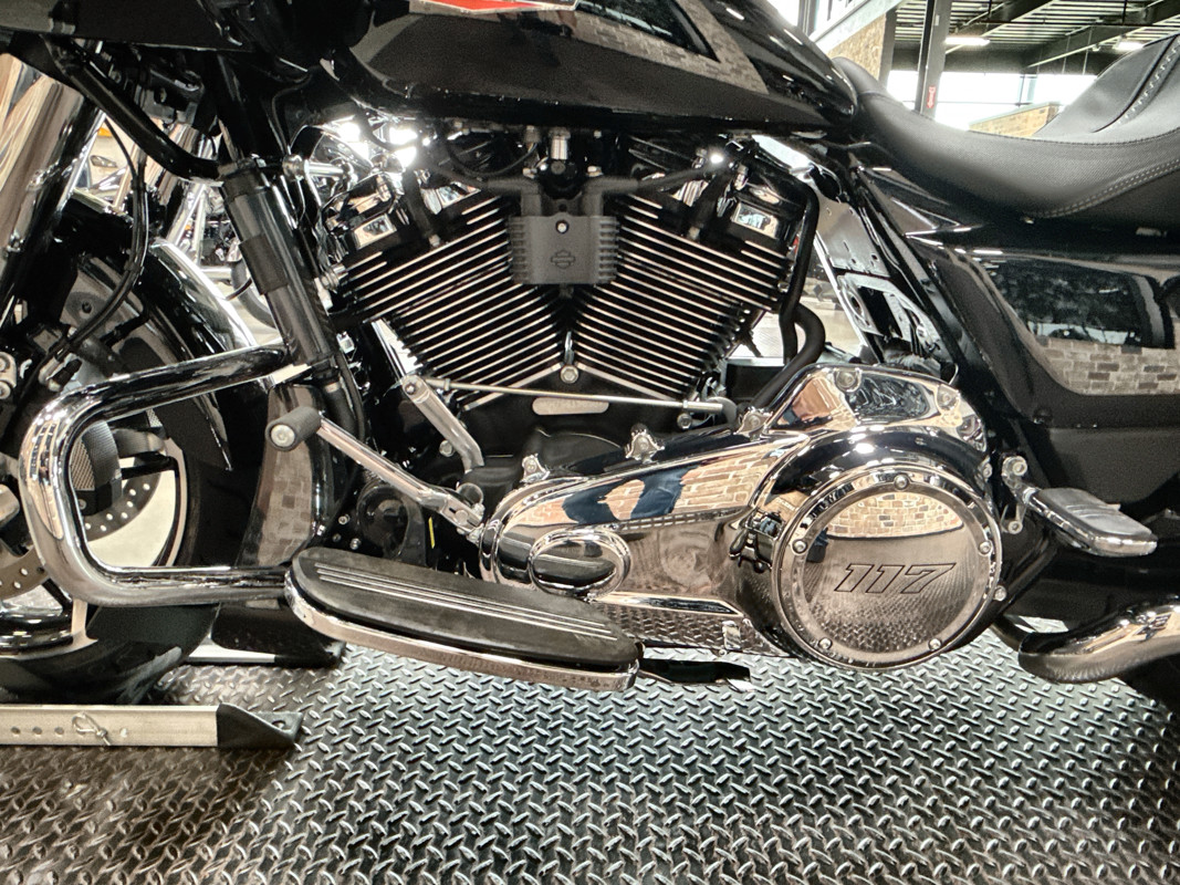 Road Glide®