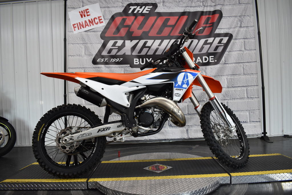 125 SX