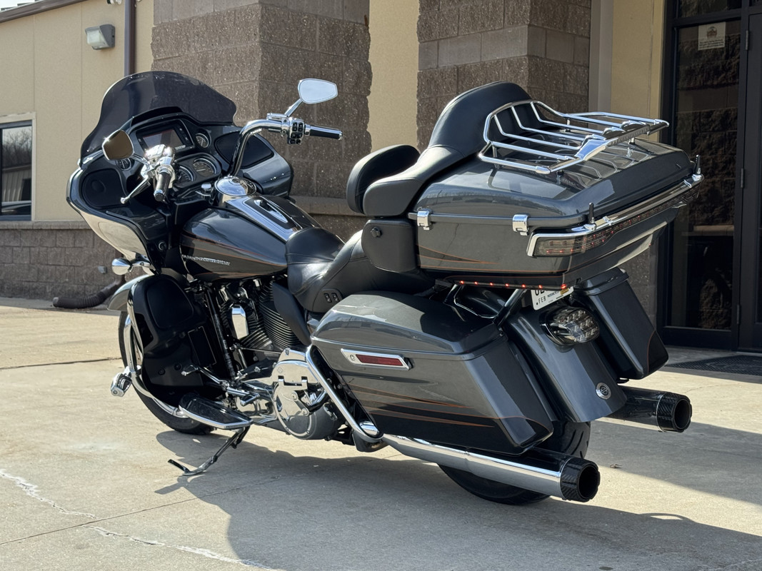 CVO® Road Glide® Ultra