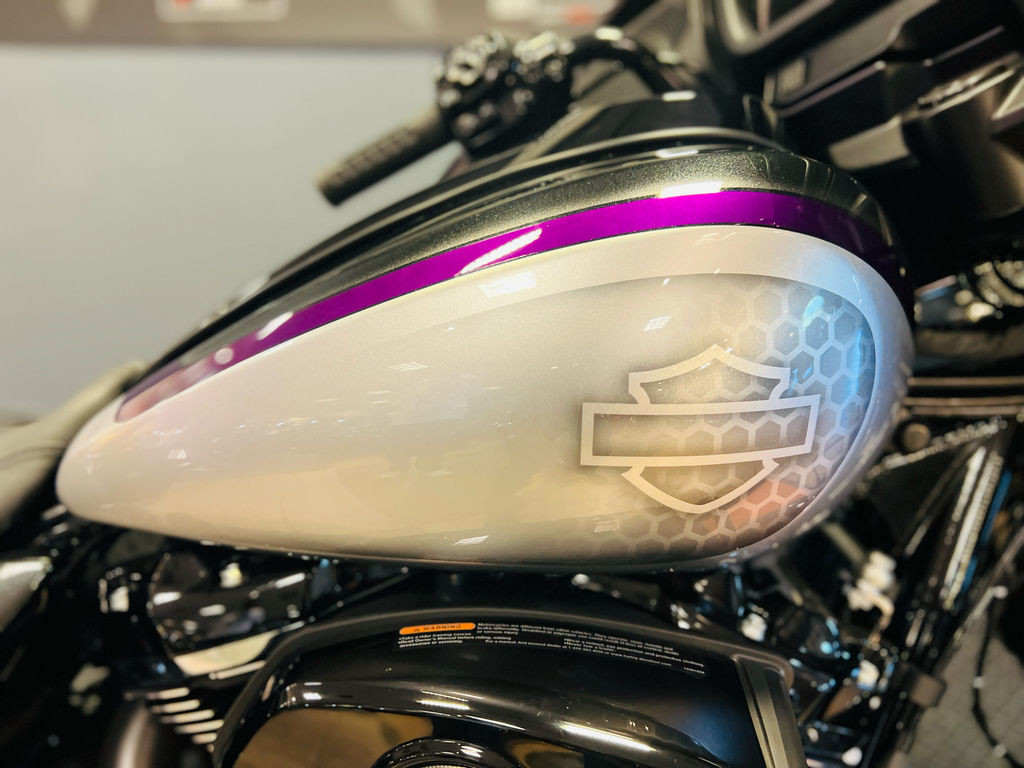 Street Glide®