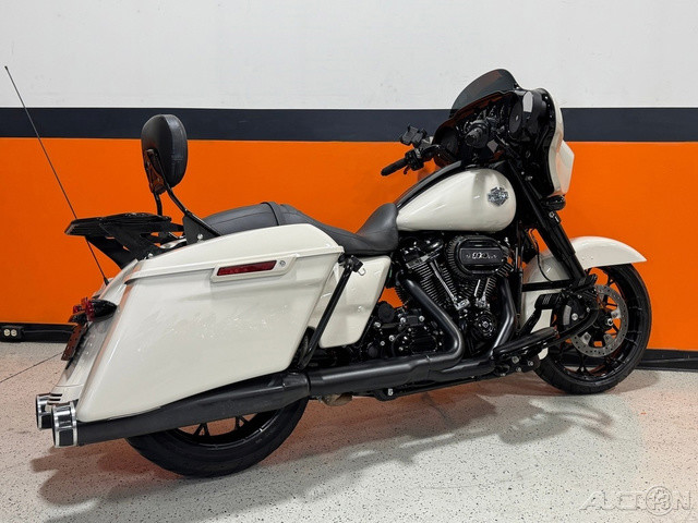 Street Glide® Special
