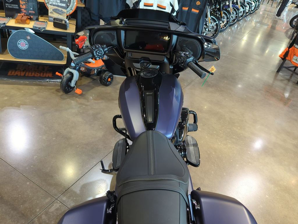 Street Glide®