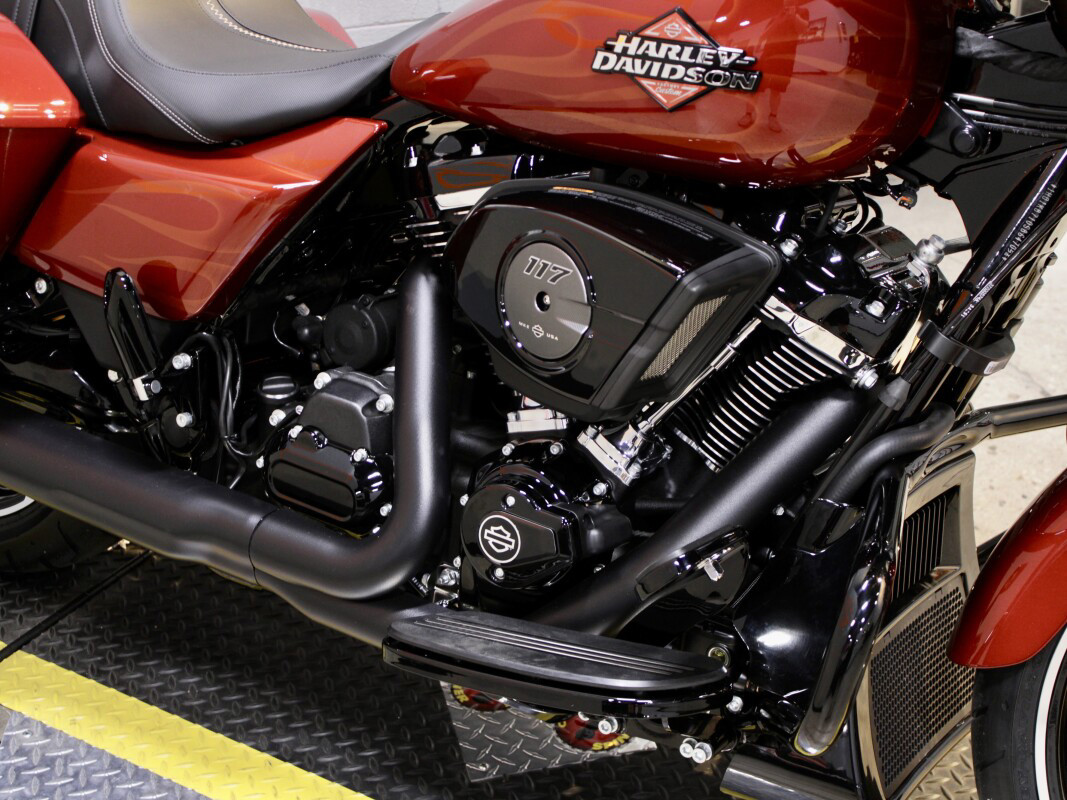 Street Glide®