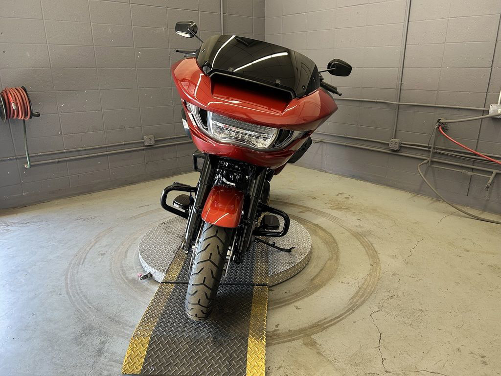 Road Glide®