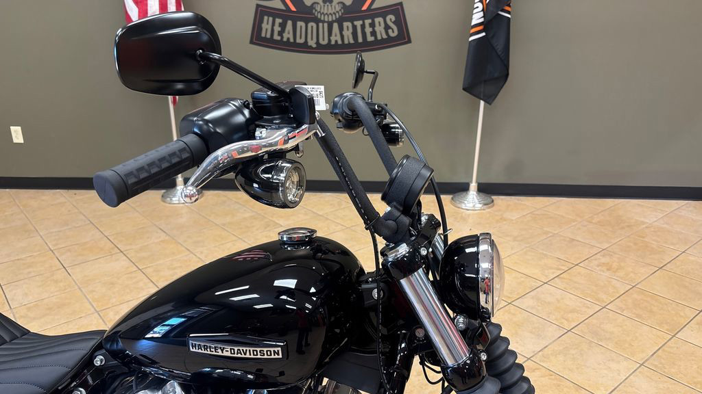 Street Bob®