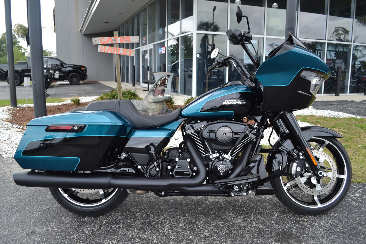 Road Glide®