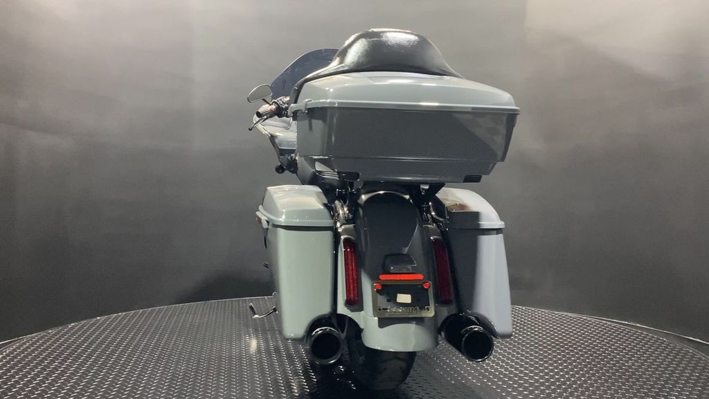CVO® Road Glide®