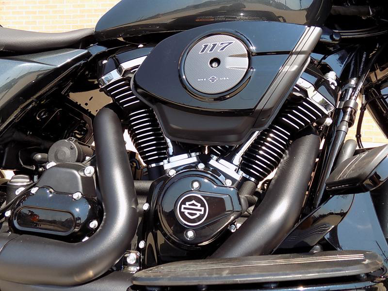 Street Glide®