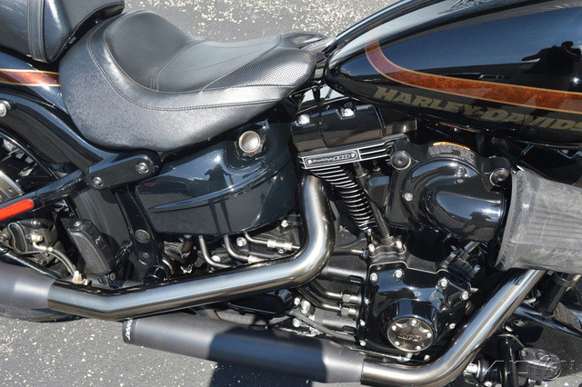 CVO® Pro Street Breakout®