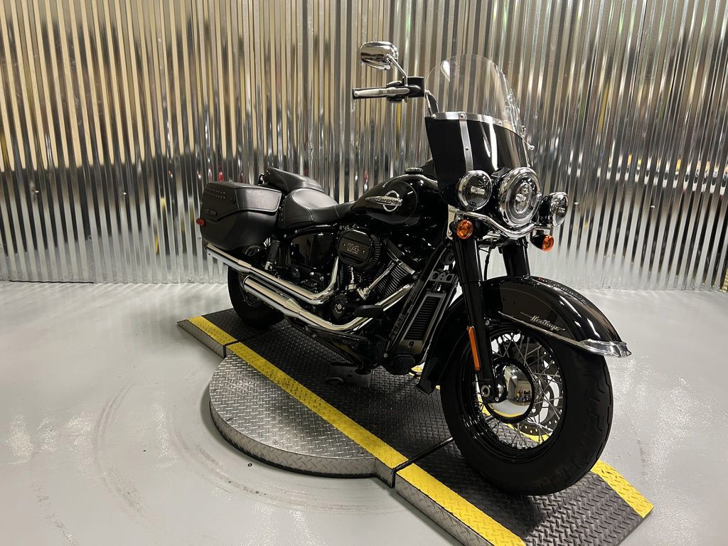 Softail® Heritage Classic 114