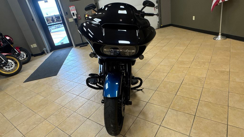 CVO® Road Glide®