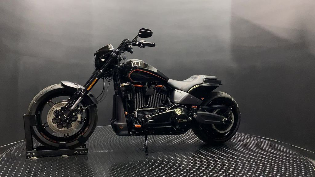 Softail® FXDR® 114