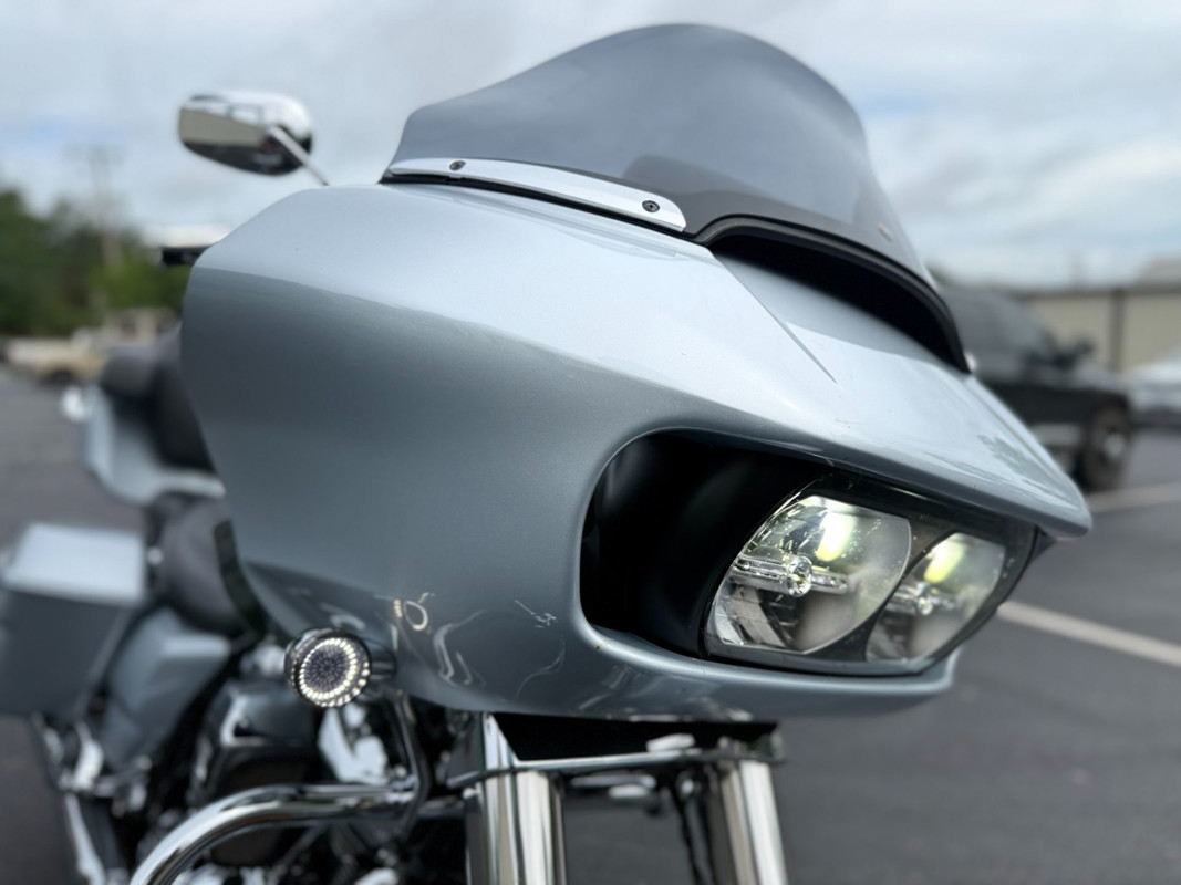 Road Glide®