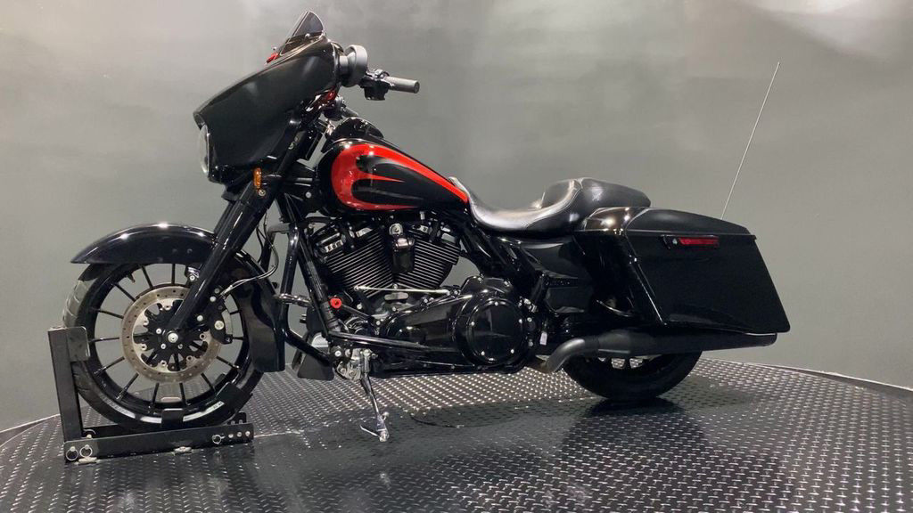 Street Glide® Special