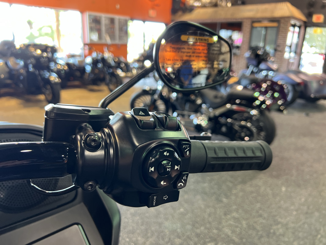 Road Glide®