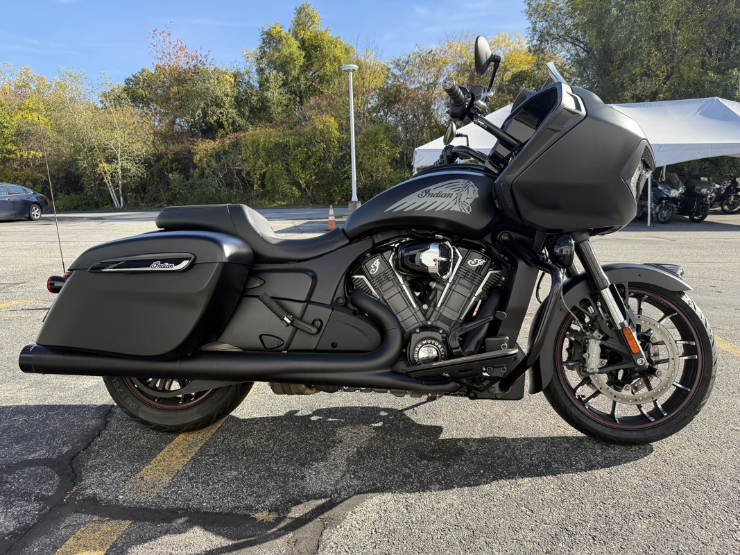 Challenger Dark Horse