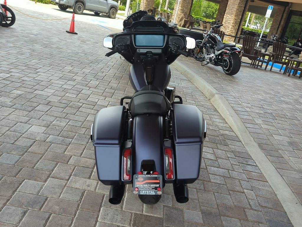 Street Glide®