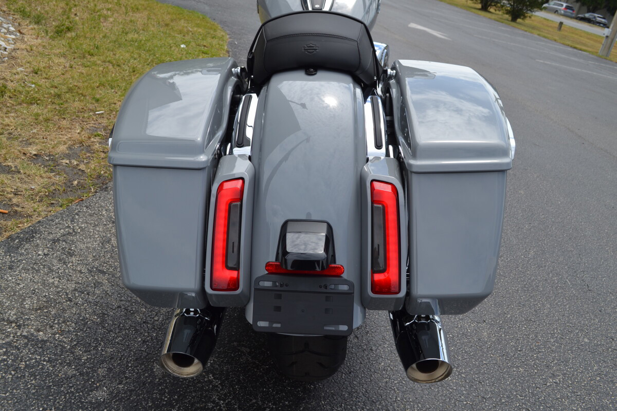 Street Glide®