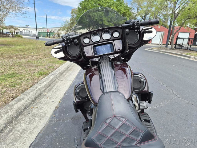 CVO® Street Glide®