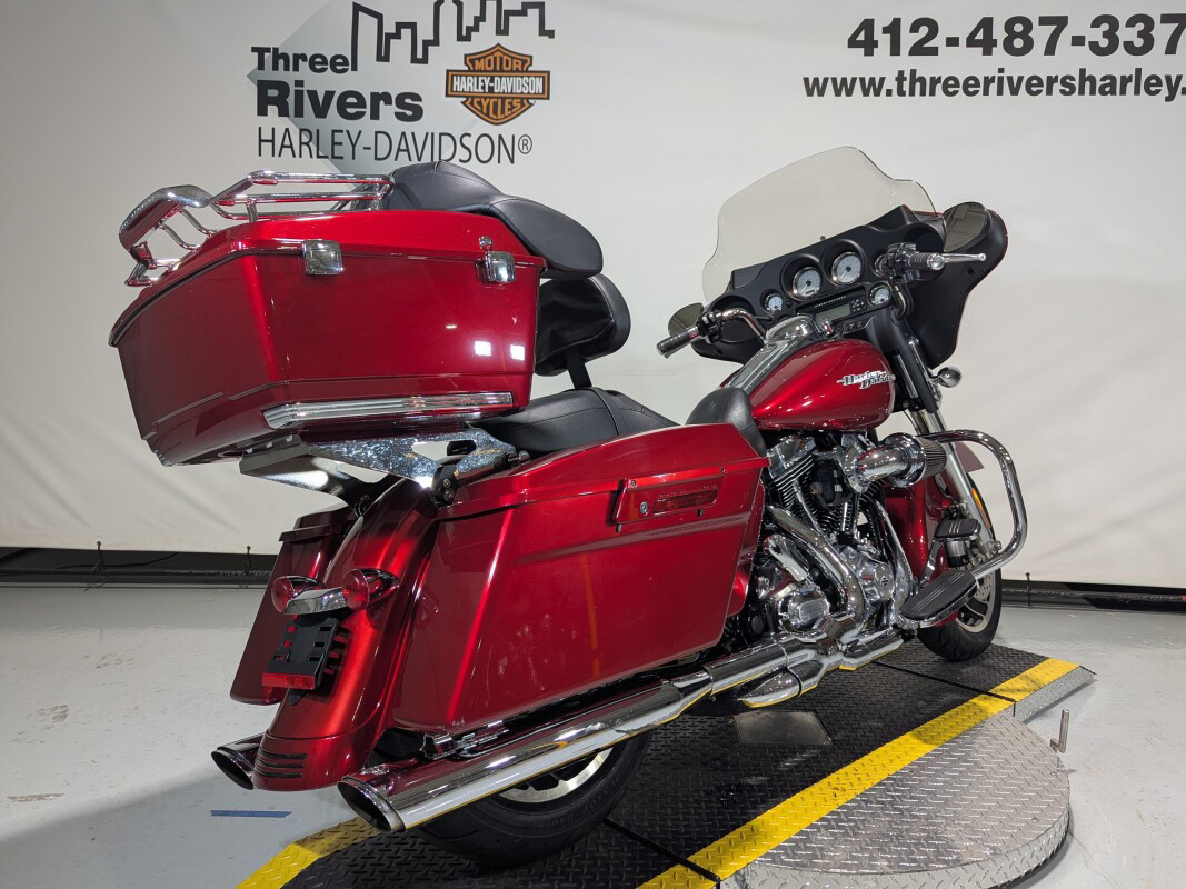 Street Glide®