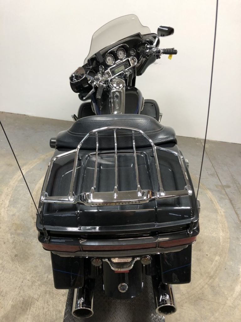 CVO® Ultra Classic® Electra Glide® 110th Anv. Ed.