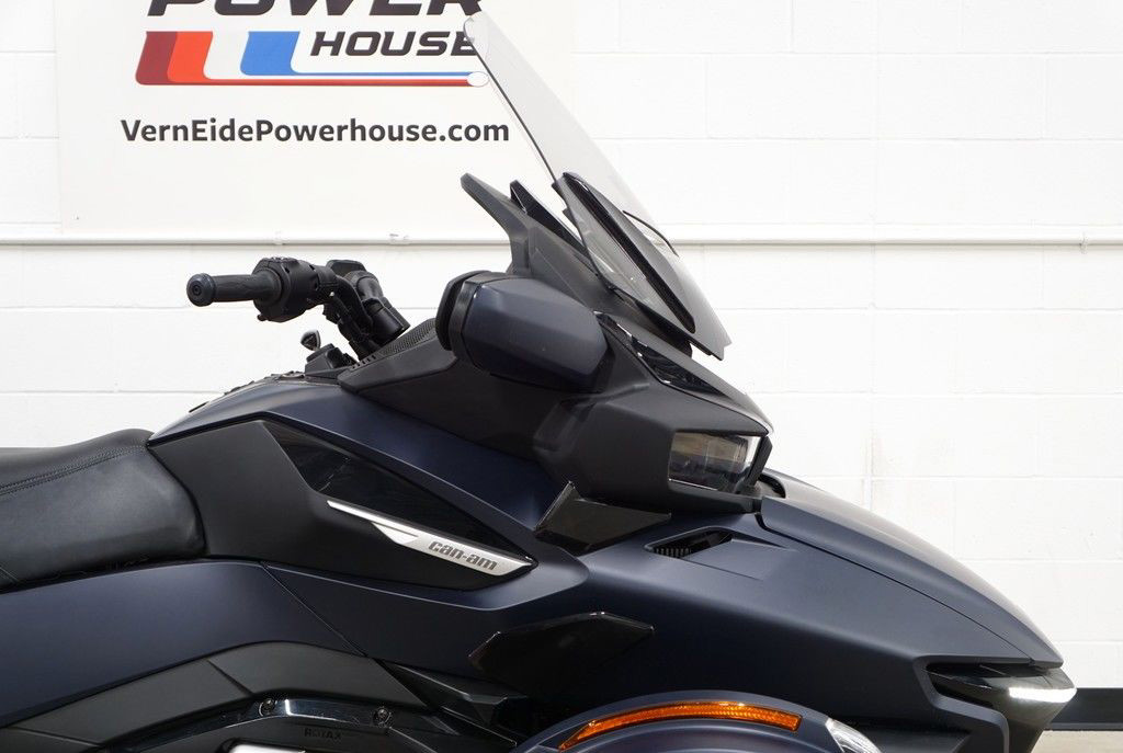 Spyder RT Sea-To-Sky