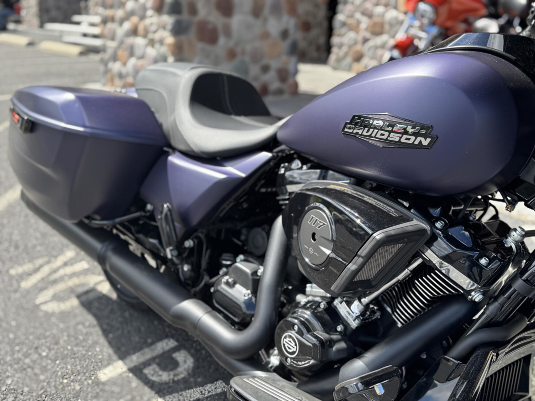 Street Glide®