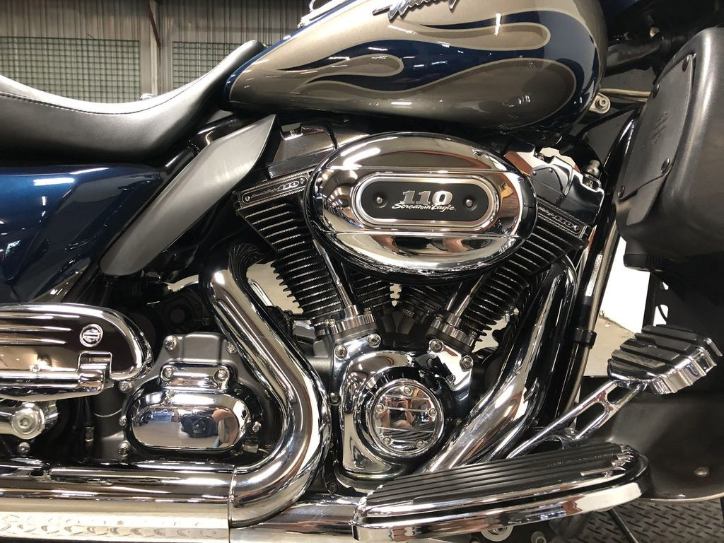 CVO® Ultra Classic® Electra Glide® 