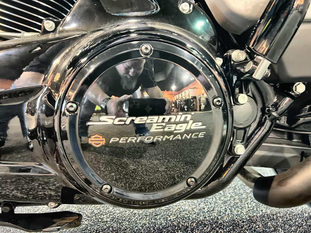 Road Glide®