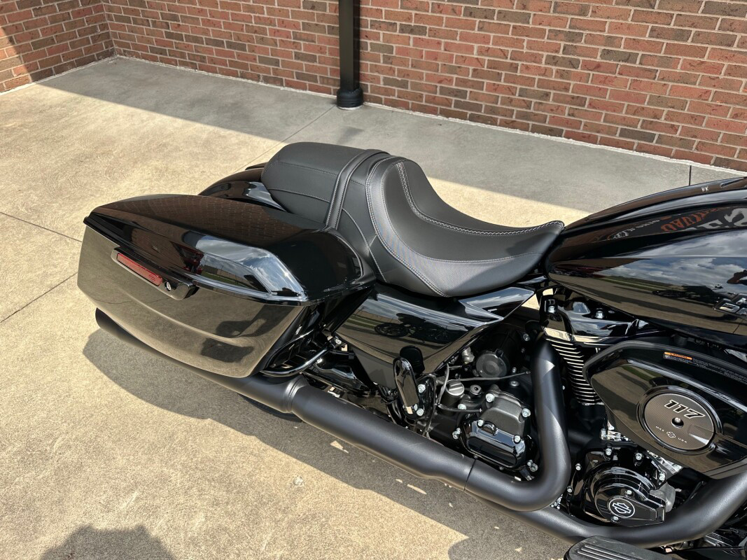 Road Glide®