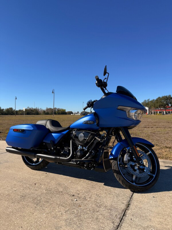 Road Glide®