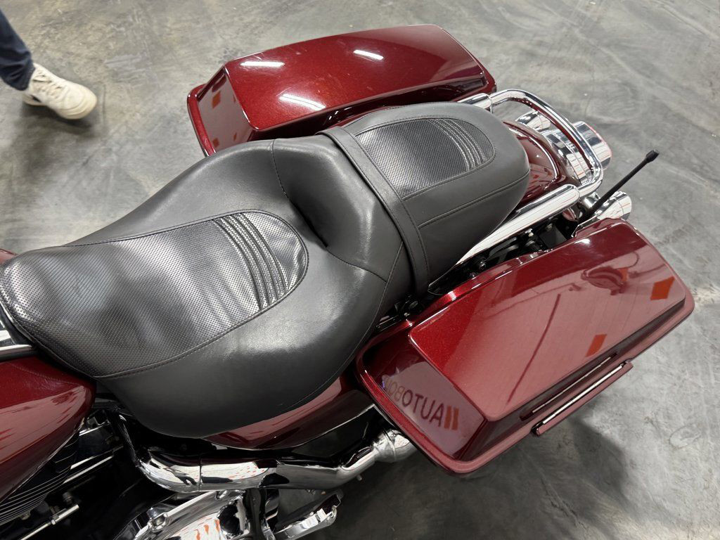 Street Glide®