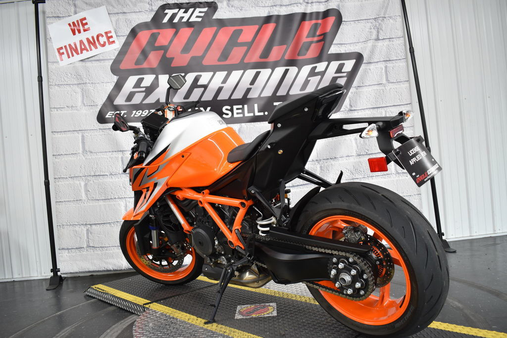 1290 Super Duke R