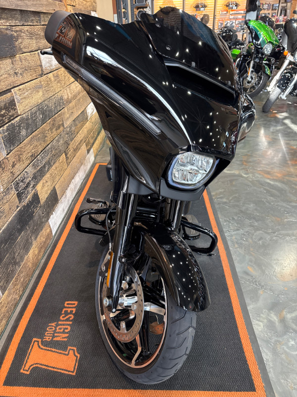 Street Glide®