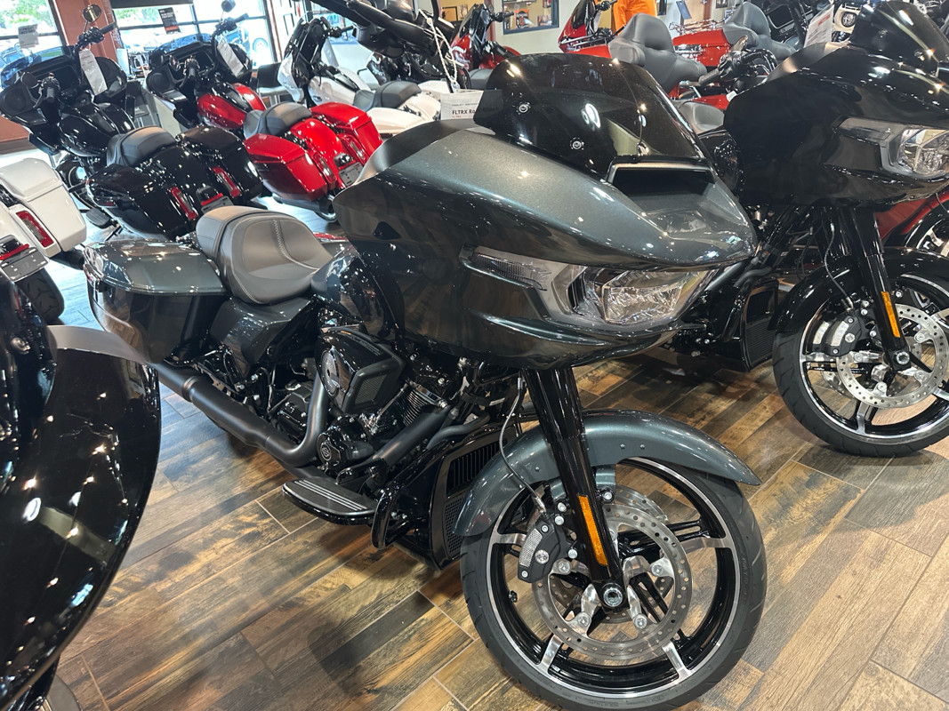 Road Glide®