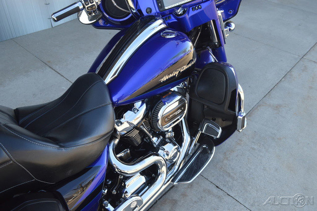 CVO® Street Glide®