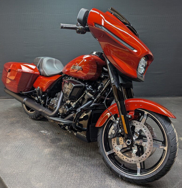 Street Glide®