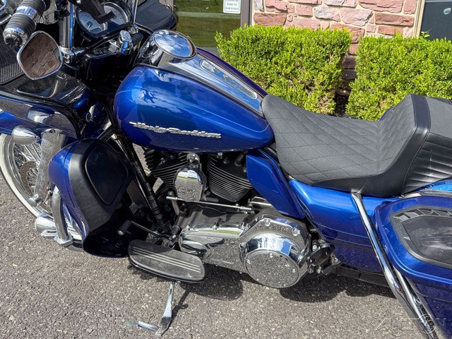 Road Glide® Custom