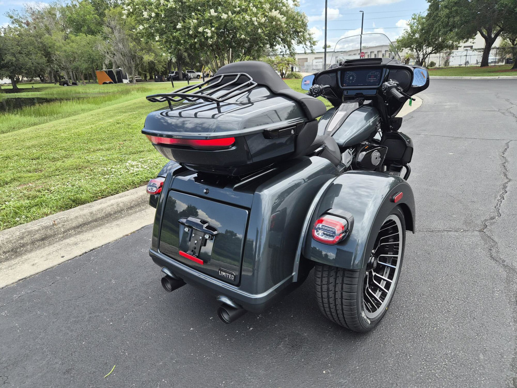 Street Glide® 3 Limited