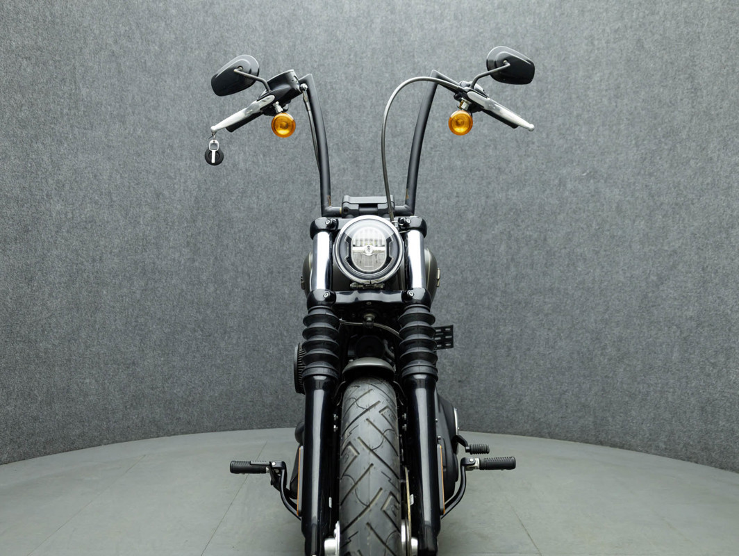 Softail® Street Bob®