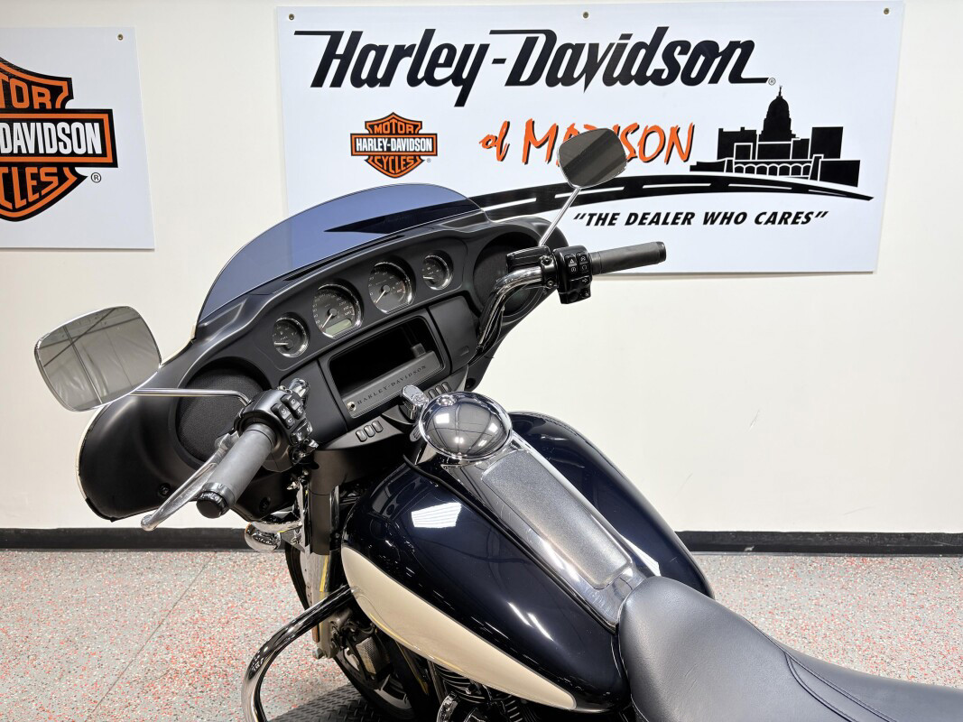 Electra Glide® Police