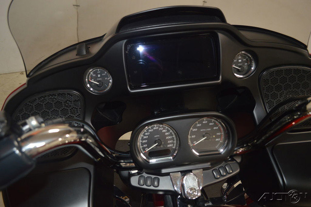 Road Glide® Ultra