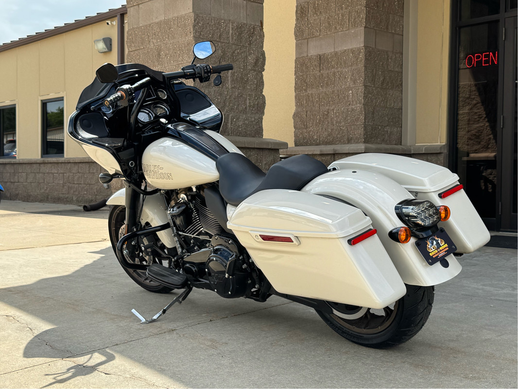 Road Glide® ST