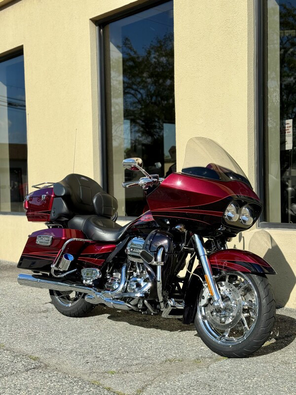 CVO™ Road Glide® Ultra