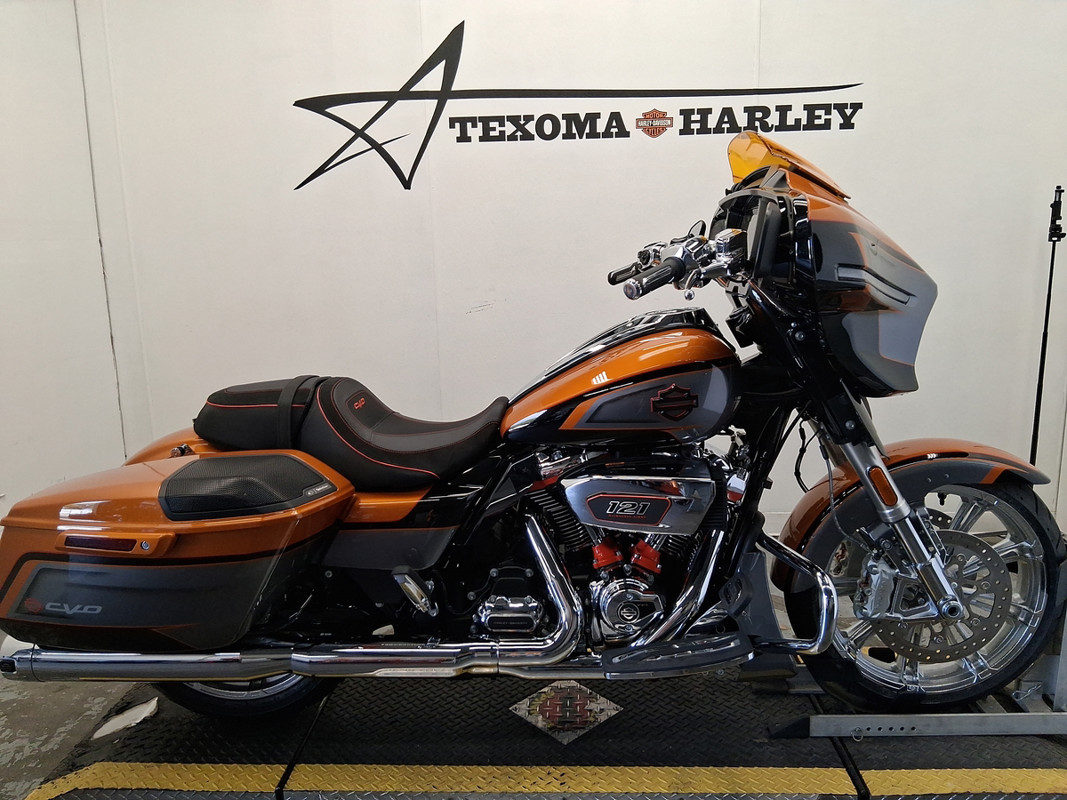 CVO® Street Glide®