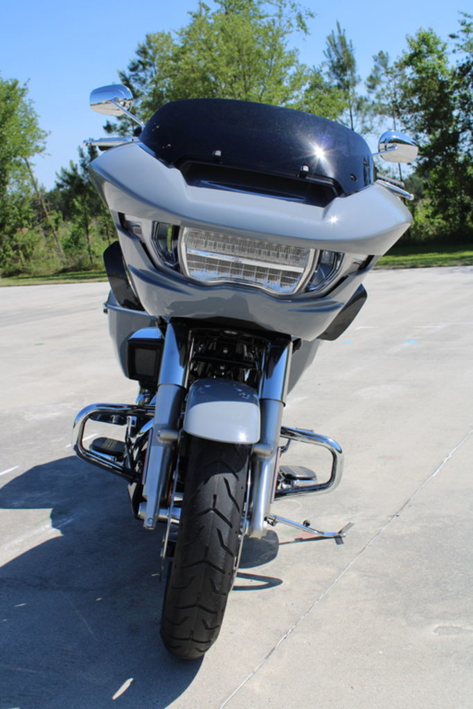 Road Glide®